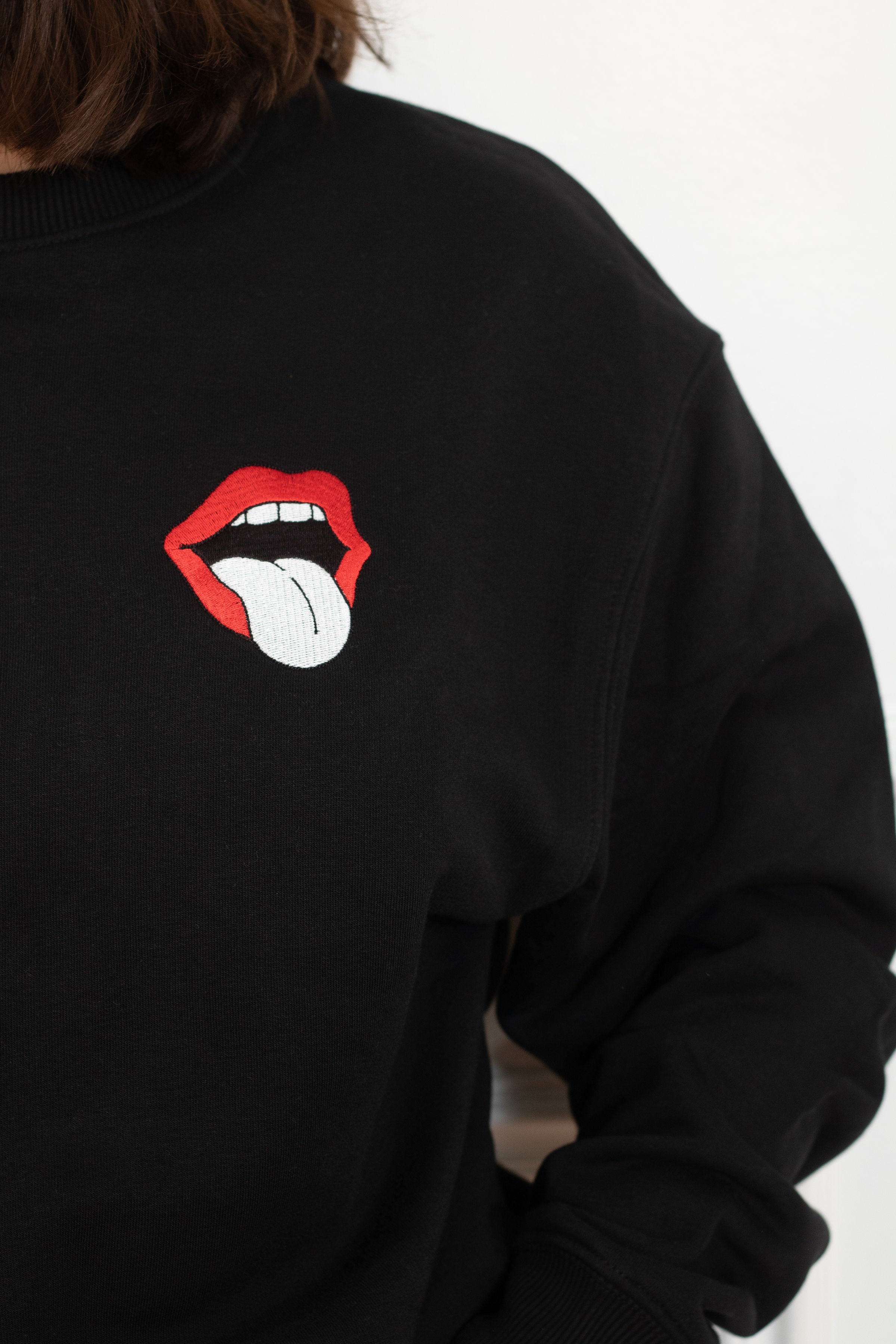 SWEAT NOIR LANGUE