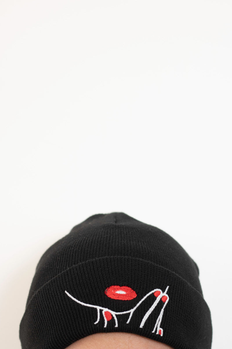BONNET NOIR LEVRES