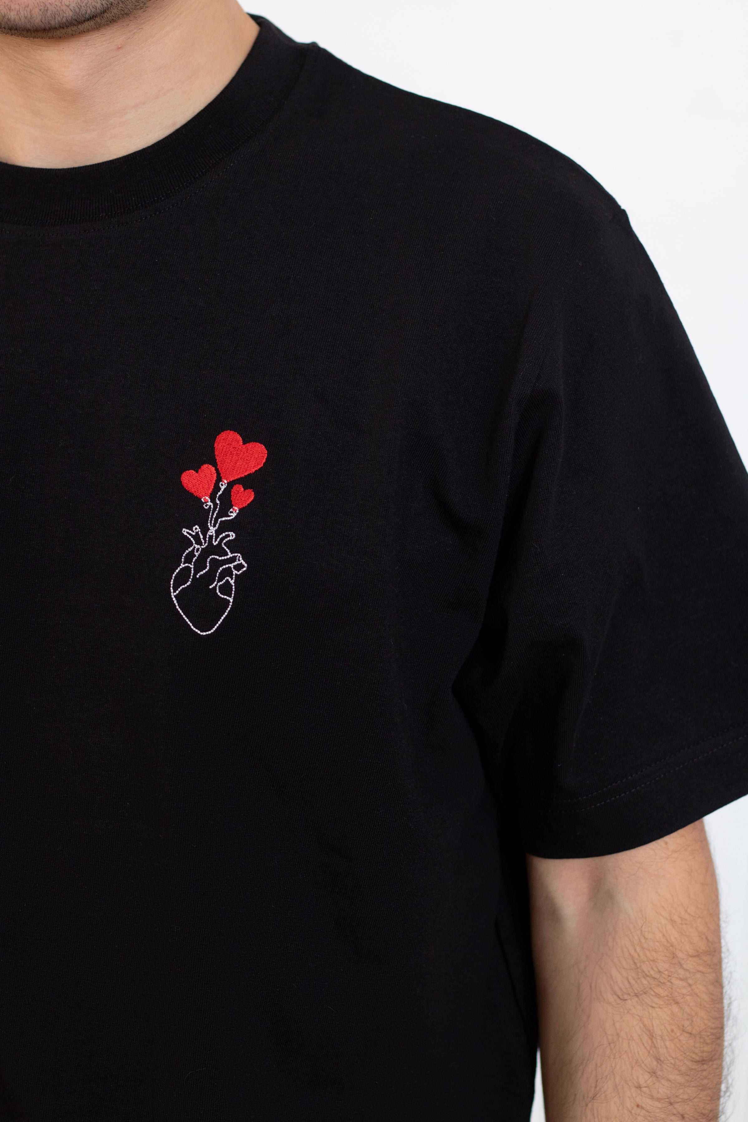 TEE-SHIRT NOIR COEUR COEUR