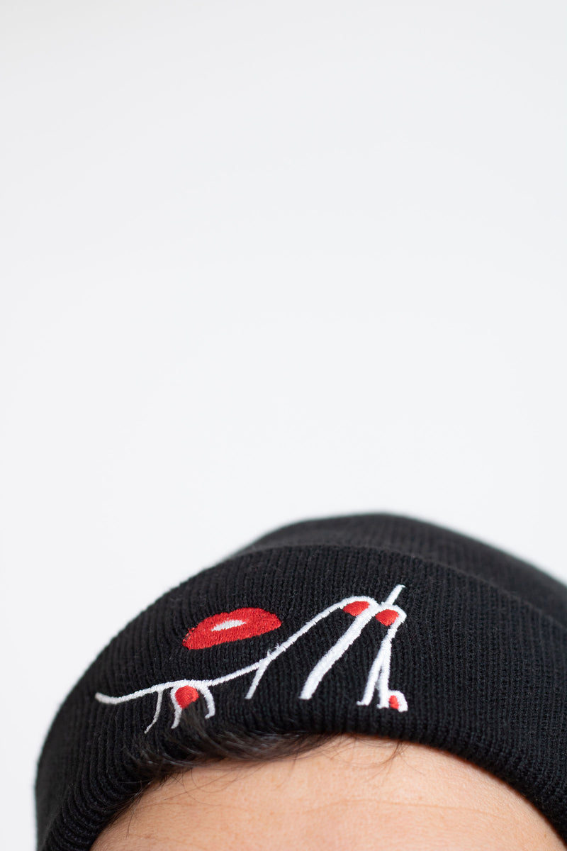 BONNET NOIR LEVRES