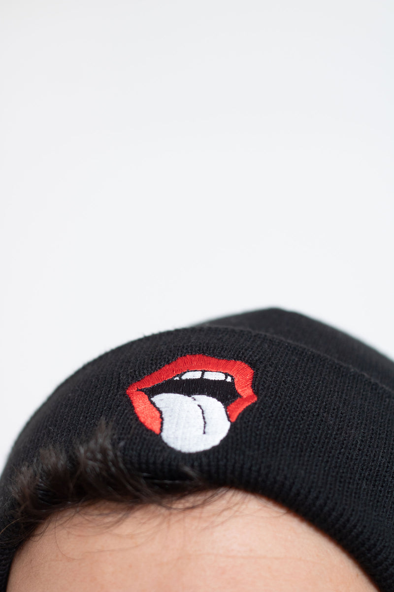 BONNET NOIR LANGUE