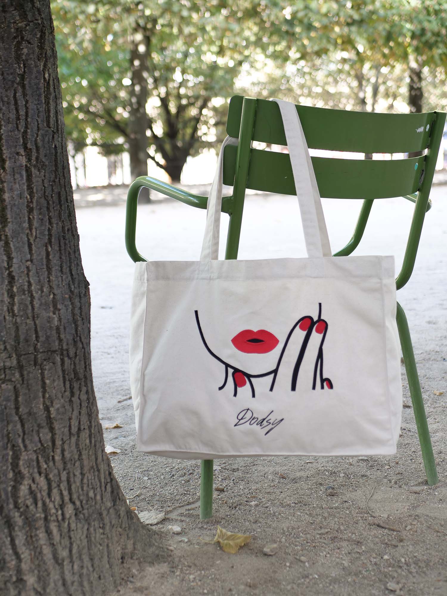 Tote Bag grand format "LEVRES"